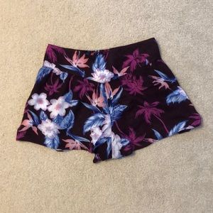 American Eagle - Shorts